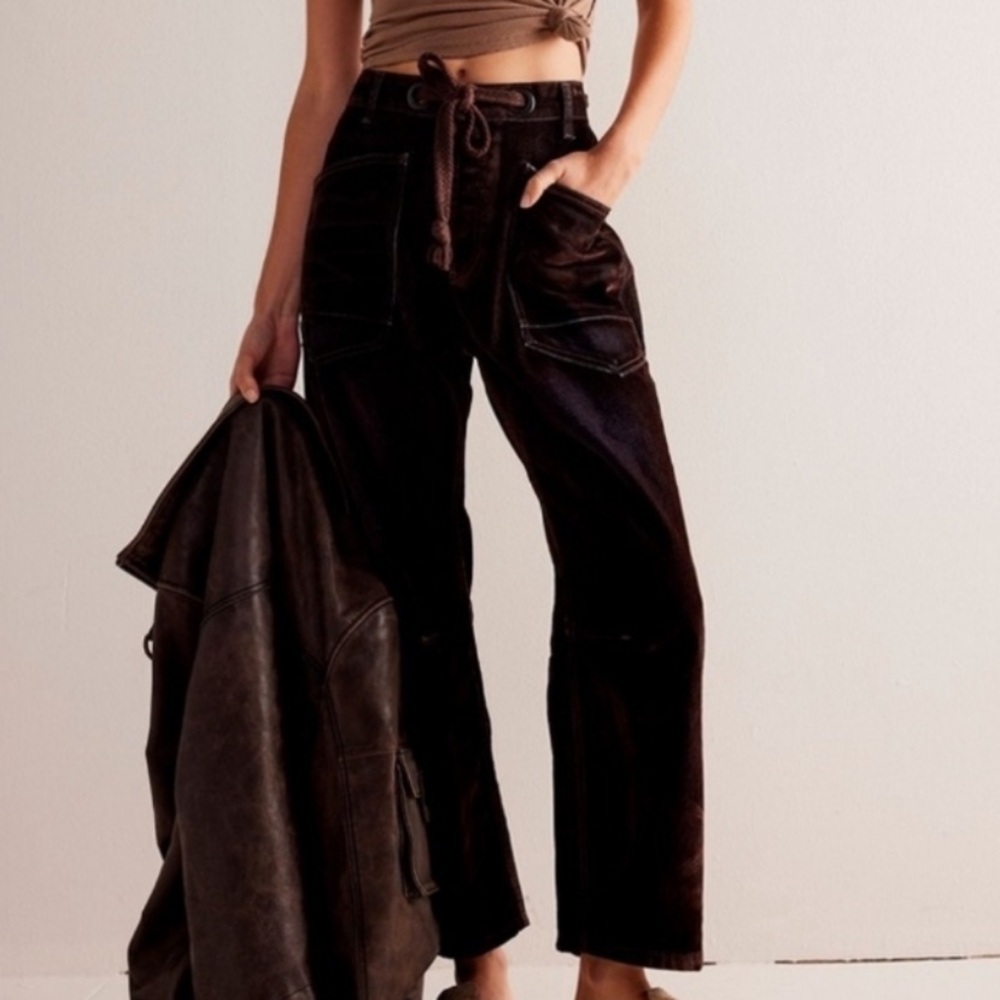 WE THE FREE PEOPLE Moxie Flocked Dark Brown Jeans Pants